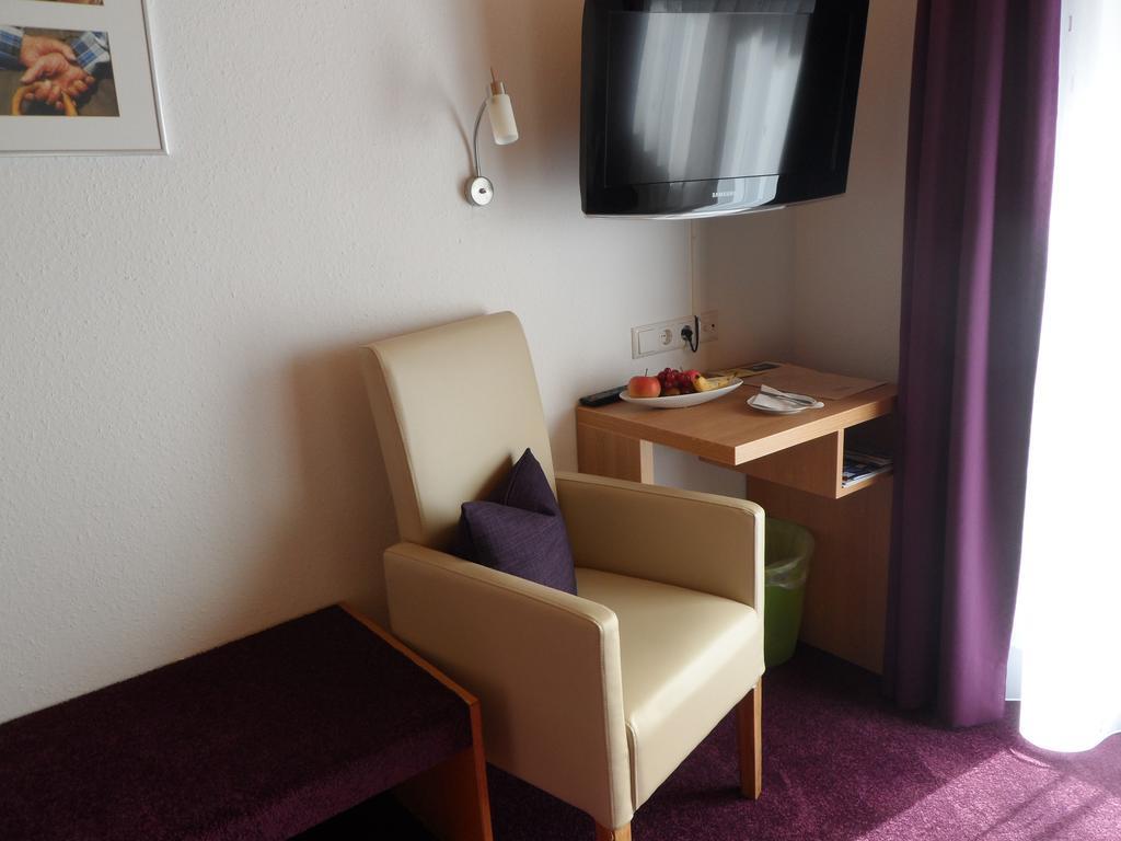 Hotel Gasthaus Ratsstueble Garni à Simonswald Chambre photo
