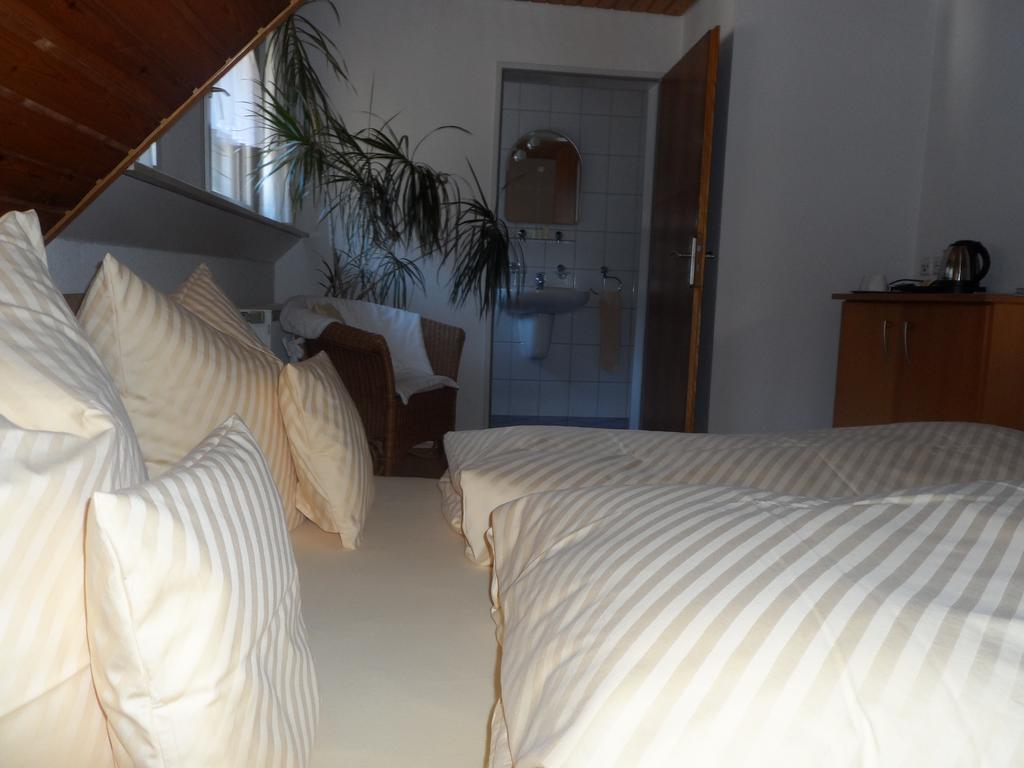 Hotel Gasthaus Ratsstueble Garni à Simonswald Extérieur photo