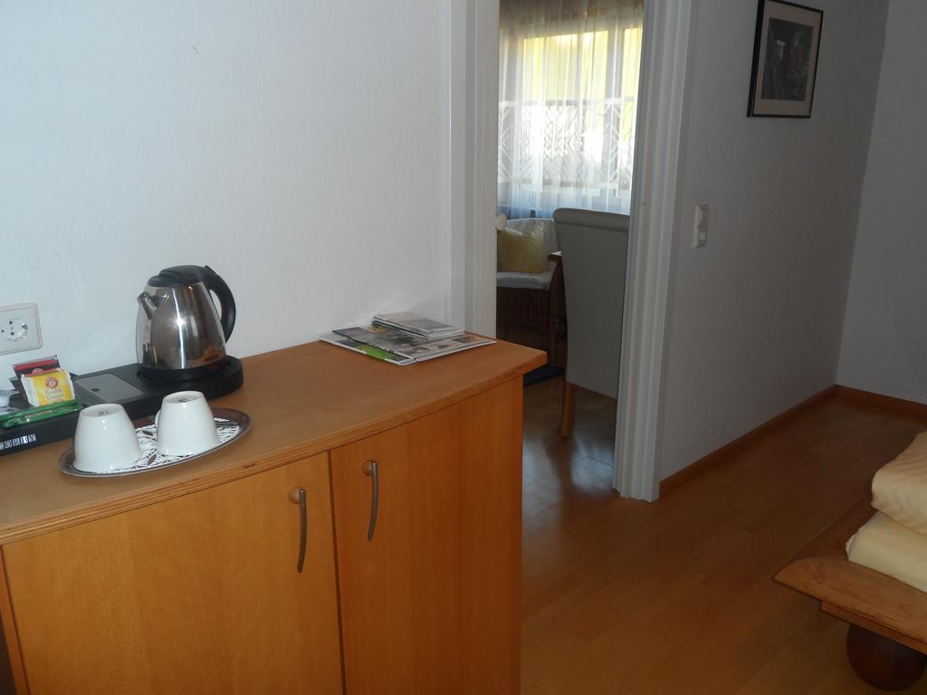 Hotel Gasthaus Ratsstueble Garni à Simonswald Extérieur photo