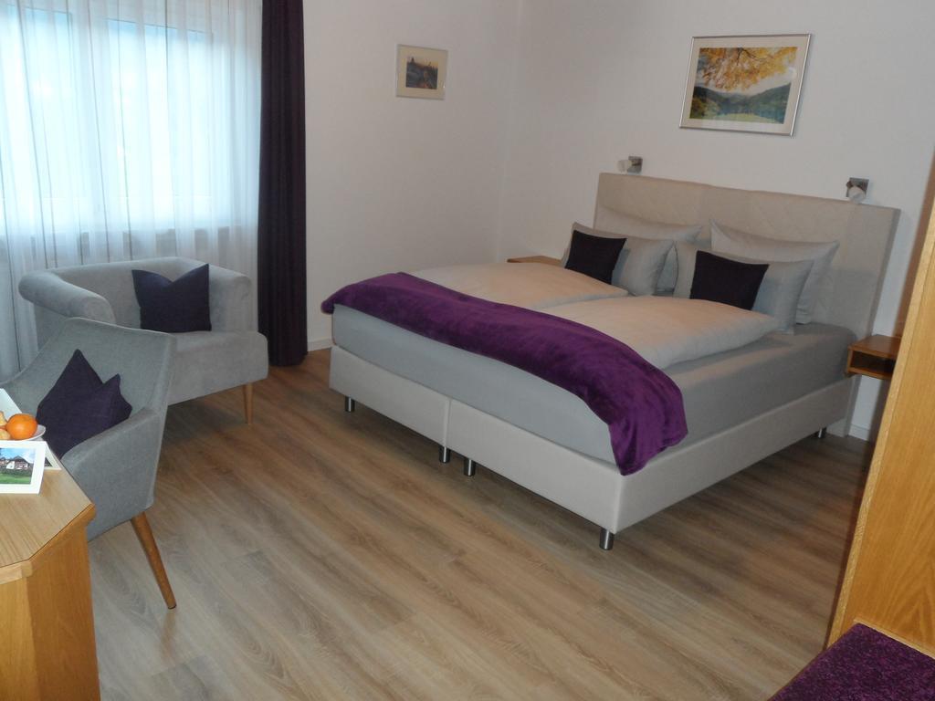 Hotel Gasthaus Ratsstueble Garni à Simonswald Extérieur photo